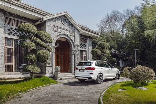 http://prportal.bmw.com.cn/UploadFile/images/08_%E5%85%A8%E6%96%B0BMW%20X5-2.jpg
